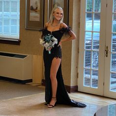 Black and turquoise western inspired prom attire Western Inspired Prom Dresses, Western Style Prom Dress, Western Prom Dress, Western Prom Dresses Country, Western Hoco Dress, Country Prom Dresses