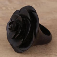 Working with local Indian artisans, Sapna Mehta designs this floral cocktail ring. It is diligently hand-carved of a single piece of ebony wood to depict a majestic rose flower. Silver Rose Ring, Floral Cocktails, Rosé Hands, Rose Ring, Ebony Wood, Wooden Pendant, Wooden Rings, Jewelry Packaging, Silver Roses