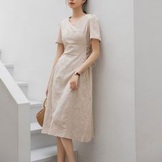 V Neck Linen Dress, Womens Linen Dress, Beige Midi Dress, Midi Dress Long Sleeve, Natural Linen Dress, Linen Midi Dress, Dress Linen, Emerald Color, Dress Short Sleeve