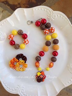 Turkey Necklace-Thanksgiving necklace Turkey Chunky by JJRDesigns Thanksgiving Necklace, Turkey Necklace, Kids Bead Bracelet, Fall Necklace, Denim Earrings, Crystal Bead Jewelry, Autumn Necklace, Thanksgiving Diy, Bubblegum Necklace