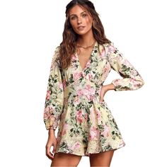 Beautiful Pastel Large Floral Print Long Sleeve 100% Linen Long Sleeve Playsuit Maribelle Romper By Faithful The Brand. A Flirty And Feminine One Piece Perfect For Summer Brunches, Day Parties, And Barbecues. Best Fits A C Cup Or Larger. Zipper Back Closure, Pockets, V Neck With Hook Closure. In Excellent Condition, Very Gently Used And Overall Looks New/ Unused. Size Medium M Spring Long Sleeve Jumpsuits And Rompers For Vacation, Long Sleeve Floral Jumpsuit For Summer, Summer Floral Print Long Sleeve Jumpsuits And Rompers, Long Sleeve Floral Jumpsuits And Rompers For Summer, Feminine Spring Long Sleeve Jumpsuits And Rompers, Long Sleeve Jumpsuits And Rompers For Spring Brunch, Fitted Long Sleeve Summer Jumpsuit, Fitted Long Sleeve Summer Jumpsuits And Rompers, Summer Fitted Long Sleeve Jumpsuits And Rompers