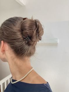 🫐🫐🫐 hair, hairstyle, brown hair, frisur #hair #hairstyles #brownhaircolors #scandistyle #stockholmstil @lottastichlerstories Hairstyle Brown Hair, Hair Jewerly, Ballet Hairstyles, Girly Hairstyles, Dark Blonde Hair, Dream Hair, Brown Hair Colors, Brunette Hair, Aesthetic Hair