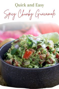 Spicy Chunky Guacamole in a bowl Chunky Guacamole Recipe, Spicy Guacamole, Guacamole Recipe Easy, Chunky Guacamole, Easy Guacamole, Easy Dips, Tahini Sauce, Guacamole Recipe