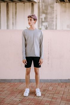 Our loose-fit long sleeve T is airy enough for sweat sessions and laid back enough for lounging. Long sleeves Breathable and lightweight fabric Loose fit Designed for: Dance, Yoga, Running, Lounging Care instructions: Hand wash, hang dry Dance Yoga, Grey Tee, Boys Long Sleeve, Grey Long Sleeve, Dance Wear, Long Sleeve Tee, Girls Shopping, Leotards, Lightweight Fabric