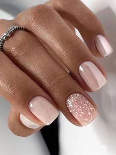 17 Elegant Nail Design Ideas for Women Over 40 Summer Wedding Guest Nails, Kutek Disney, Subtle Nails, Smink Inspiration, Colorful Nails, Makijaż Smokey Eye, Wedding Nail, Cute Gel Nails, Her Nails