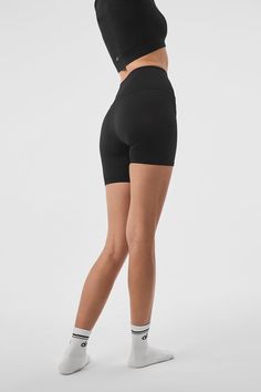 Meet the 5" Seamless Ribbed Favorite Short, here to take your biker-obsession to new heights and get all the likes on Insta. We’ve reworked our iconic high-rise biker in breathable Seamless fabric with on-point ribbing and a 5” inseam. Looks seriously amazing with our matching Seamless Ribbed Bra and a tucked-in oversized tee. Black Compression Biker Shorts For Training, Basic Black High Stretch Activewear, Black Stretchable Basic Activewear, High Stretch Black Biker Shorts For Training, Stretch Black Biker Shorts For Training, Black High Stretch Basic Activewear, Black High Stretch Biker Shorts For Training, Black Stretch Biker Shorts For Training, Edgy Black Biker Shorts