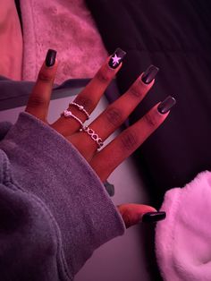 Cute Black Nails Acrylic, Black Nails With Heart, Black Nails Square, All Black Nails, Cute Black Nails, Henna Nails, Diy Acrylic Nails, Cute Toe Nails, Y2k Nails