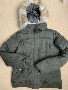 AEROPOSTALE WOMENS PUFFER JACKET HOOD ZIP FAUX FUR JACKET  Color: Green Size: L Tracking number is provided.No return accepted for this item.Payment is due within 3 days Fitted Winter Puffer Jacket With Fleece Lining, Casual Hooded Puffer Jacket With Faux Fur Lining, Trendy Hooded Puffer Jacket With Faux Fur Lining, Fitted Puffer Jacket With Fleece Lining For Fall, Fitted Hooded Puffer Jacket With Zipper, Fitted Hooded Puffer Jacket With Zipper Closure, Womens Puffer Jacket, Puffer Jacket Women, Faux Fur Jacket