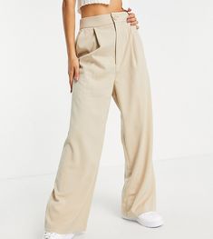 Petite by Stradivarius Comfy, meet cool High rise Functional pockets Wide leg Dad fit Asos Outfit Ideas, Dad Pants, Wide Leg Outfit, Petite Pants, Straight Trousers, Pantalon Large, Mode Inspo, Latest Outfits, Travel Outfit