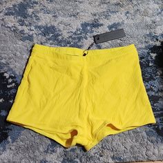 New With Tags Limited Qty Available All Inventory Has Been Posted. No More Sizes Are Available. ** No Trade ** No Offers ** All Sales Are Final. Yellow Stretch Swimwear, Yellow Fitted Short Swimwear, Fitted Yellow Beachwear Shorts, Fitted Yellow Shorts For Beach, Suit Shorts, Triangle Swimsuit, Triangl Swimwear, 2 Piece Swimsuits, Cute Swimsuits