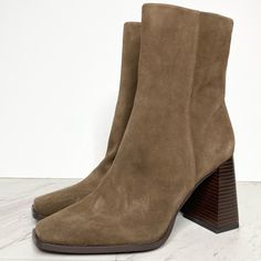 New! Sam Edelman Ivette Brown Suede Square Toe Bootie 8 1/2 M >Never Worn More Than To Try On >Style: Ivette Bootie >Square Toe, Stacked Heel >Side Zipper Closure >Color: Brown, Suede >Size 8.5 Us (Eu Size 39) >Heel Height Is Approx. 3 3/4in Please Remember That Color Can Vary From Different Devices. May Have Sticker Residue On Bottom Sole Or Footbed From Previous Tag Fall Square Toe Boots With Heel Tab, Fall Boots With Heel Tab And Square Toe, Spring Boots With Heel Tab, Medium Width, Spring Boots With Heel Tab And Medium Width, Casual Suede Boots With Square Toe, Fitted Boots With Suede Lining For Spring, Fitted Spring Boots With Suede Lining, Spring Suede Square Toe Heeled Boots, Spring Square Toe Suede Heeled Boots