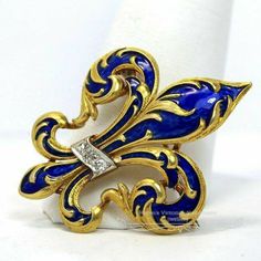 Exquisite Collectible Brooch Jewelry, Exquisite Collectible Jewelry Brooch, Luxury Enamel Pin For Formal Occasions, Exquisite Round Brooch Jewelry, Exquisite Round Jewelry Brooch, Exquisite Sterling Silver Brooch For Formal Occasions, Luxury Enamel Brooches For Formal Occasions, Hallmarked Yellow Gold Brooches, Fine Jewelry, Fine Jewelry Hallmarked Yellow Gold Brooches