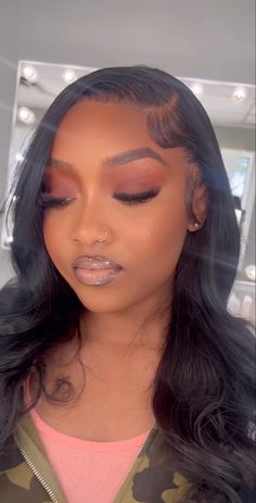 Soft Glam Looks, Bronzed Makeup, Makeup Soft Glam, Makeup Favorites, Makeup Soft, Fun Makeup, Black Ponytail Hairstyles, Pretty Makeup Looks