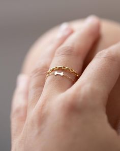 14K dainty block letter chain ring  Perfect for everyday wear. Wear it alone or as a stacking ring. - 14k gold - letter measures about 4.7mm - Leave your choice of initial in the "note to seller" section while check out This listing is for one dainty chain ring, for other rings you can find them here: *  You can find the Oval link ring here: https://www.etsy.com/listing/1591549562/14k-gold-solid-oval-link-ring-simple?click_key=ee62d45c50dc8ca1a22b2ae527437f13e2538c09%3A1591549562&click_sum=60909cd2&ref=shop_home_active_30&frs=1 *  Curb chain ring: https://www.etsy.com/listing/869357916/dainty-curb-chain-ring-in-14k-gold-14k?click_key=6d8f928d94b3dfc63e3258e89855ed9c23319624%3A869357916&click_sum=a3aac463&ref=shop_home_active_11&frs=1 # Statement rings chain ring thick chain  gold chain rin Letter Rings, Link Ring, Letter Ring, Gold Letter, Linking Rings, Dainty Chain, Ring Simple, Initial Ring, Everyday Rings