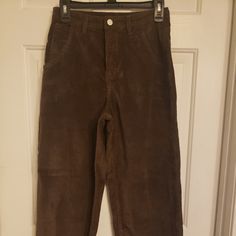 Dark Brown, Size Small, Never Worn! Casual Full-length Corduroy Jeans, Casual Full Length Corduroy Jeans, Full-length Corduroy Jeans With Pockets, Casual High-waisted Corduroy Pants, Full Length Corduroy Jeans With Pockets, Full Length Corduroy Jeans, High Rise Brown Bottoms For Winter, Casual Corduroy Jeans, Trendy Brown Corduroy Pants