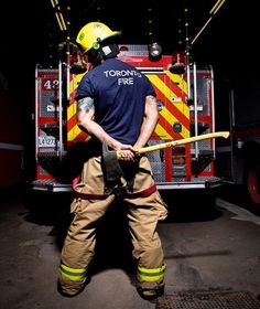 I love firemen so much. Lately I've been seeing crazy handsome buff ones! Firemen Calendar, Firefighter Images, Firefighter Calendar, Firefighter Workout, Fire Hall, Senior Boy Poses, Fishing Photography