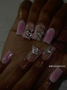 Birthday Nail Black Women, Cute Prom Nails Acrylic, Short Dramatic Nails, Junk Nails Bling Medium, Cute Nails For Black Women, Birthday Nail Inspo 2024, Spring Nail Sets Short, Pink And Silver Acrylic Nails, Acrylic Nails Square Long