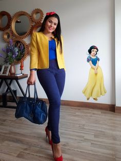 Snow White Modern Outfit, Disney Princess Outfit Ideas, Snow White Inspired Outfit, Diy Princess Costume, Disney Princess Inspired Outfits, Costumes For Work