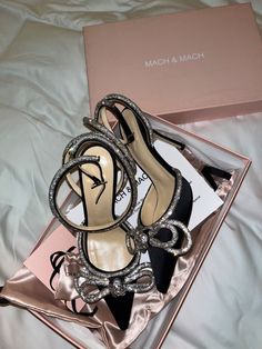 Mach And Mach Heels Aesthetic, Mach And Mach Shoes, Mach And Mach Heels, Glitter Outfits, High Heels For Prom, Shoe Room, Heels Prom