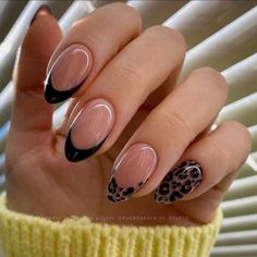 Deco Nails, Black And White Nail, Kutek Disney, Unghie Sfumate