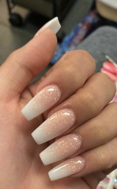 Winter Nail Colors, Unghie Sfumate, Nail Colors Winter, Nails Design With Rhinestones, Colorful Nail Designs