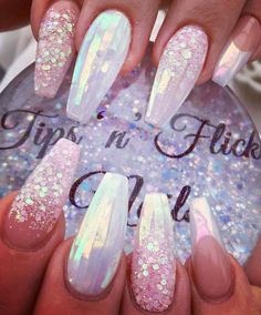 White Glitter Nails, Nails With Glitter, Aurora Nails, Holo Nails, Rose Gold Nails, Spring Nail Art, Matte Nails, White Glitter, Chrome Nails