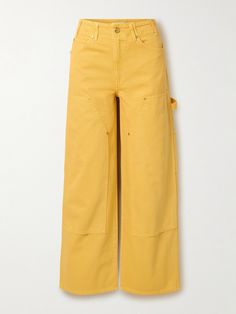 Liven up your denim collection with Ulla Johnson's 'The Olympia' jeans - they're dyed a vibrant shade the brand calls 'Dandelion'. Designed to sit high on the waist, they have cropped, wide legs and a utilitarian-inspired hammer loop and knee panels. Uzun Boy, Jean Trench Coat, Denim Culottes, Yellow Jeans, Summer 25, Summer Style Guide, Yellow Denim, High Rise Wide Leg Jeans, Yellow Pants