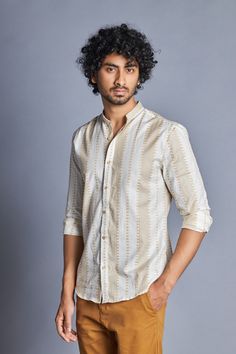 This simple yet elegant casual as well as party hand-woven mandarin collar shirt is a must-have for your wardrobe. Elegant Cotton Kurta For Semi-formal Occasions, Elegant Semi-formal Cotton Kurta, Elegant Cotton Bandhgala With Long Sleeves, Mandarin Collar Shirt, Shirt Embroidery, Mandarin Collar, Style Expert, Collar Shirts, Must Haves