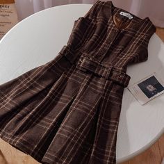 Plaid Dress Fall, Knit Plaid, Short Tie, Academia Outfits, Brown Blouse, Fall Dress Outfit, Dress Blouse, Sleeves Blouse, Pinafore Dress