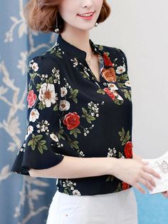 Chiffon Blouses Designs, Floral Chiffon Blouse, Fashion Blouses, Women Blouses Fashion, Fashion Tops Blouse, Half Sleeve Blouse, Bell Sleeve Blouse, Chiffon Blouse, Ladies Tops Fashion