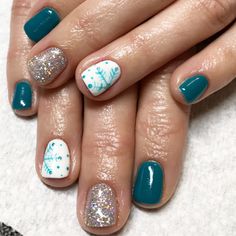 Winter nails. Snowflake nails. Gel nails. Turquoise nails. Glitter nails Teal Holiday Nails, Gel Nails Turquoise, Teal Winter Nails, Glitter Nails Winter, Winter Nails Snowflake, Nails Turquoise, Teal Nails, New Nail Art Design, Turquoise Nails