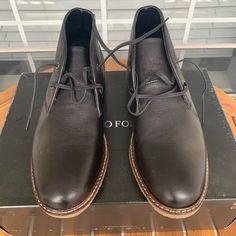 Men’s Size 8 Franco Fortini Knox Chukka Boot. Never Worn Casual Black Leather Dress Shoes, Casual Black Oxfords With Stitched Sole, Black Casual Oxfords With Stitched Sole, Casual Black Ankle-high Leather Shoes, Casual Black Leather Ankle Boots, Black Casual Leather Shoes With Brogue Detailing, Black Ankle-high Leather Shoes For Business, Black Plain Toe Dress Shoes For Fall, Black Ankle-high Chukka Boots For Business