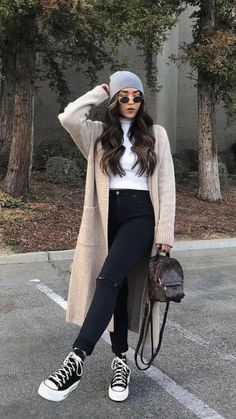 Turtle Neck Under Crew Neck Outfit, Oversized Longsleeves Outfit Women, Trendy Fall Outfits, Causual Outfits, Mode Inspo, Casual Winter Outfits, Outfit Inspo Fall, Autumn Outfit, Fall Fashion Outfits