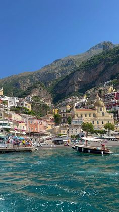 #italy #traveltips #travel #summer #como #rome #almaficoast #coastal #water #italian #inspiration #italyvacation Italy Vibes, Scenic Places, Birthday Vibes, Summer Boat, Boat Day, Italian Lifestyle, Ibiza Spain, Dream Vacations Destinations, Dream Place