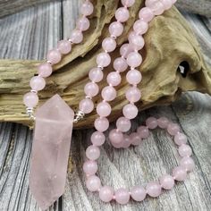 Our Natural Rose Quartz Bead Necklace is a gentle and beautiful piece of vintage spiritual jewelry with mala beads. The lovely pink quartz necklace restores trust and harmony in relationships while encouraging unconditional love. Rose Quartz crystal and rose quartz jewelry promote love, self-love, and friendship. Heart Rose Quartz, Romantic Necklace, Rose Quartz Jewelry, Goddess Energy, Quartz Crystal Pendant, Rose Quartz Pendant, Rose Quartz Necklace, Rose Quartz Beads, Quartz Jewelry