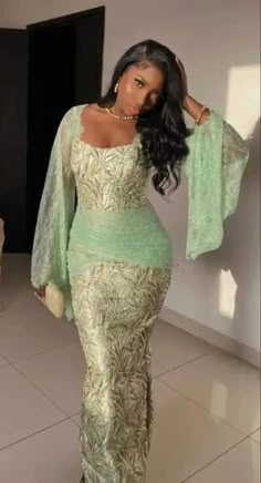 Long Nigerian Dresses, Nigerian Dresses Traditional Yoruba, Yoruba Prom Dress, Off The Shoulder Aso Ebi, Green African Prom Dress, Green Nigerian Wedding Dress, African Lace Gown Styles, Modest Nigerian Dress, Senegal Dress Styles