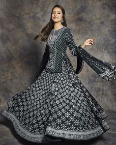 Black Choli, Choli Design, Silk Kurti Designs, Long Blouse Designs, Indian Outfits Lehenga, Lehenga Designs Simple, Indian Bride Outfits, Simple Kurti Designs