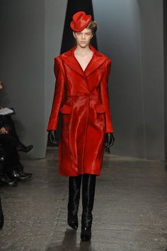 Donna Karan red clothing 2012 fall Red Avant Garde Fashion, Luxury Red Belted Outerwear, Big Fur Coat, Red Oversized Cape Outerwear, Luxury Red Fur Coat For Women, Red Double-breasted Wool Outerwear, Red Trench Coat, Stylish Women Fashion, Long Red