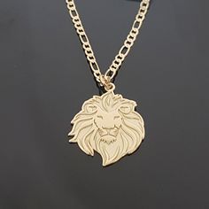 ＤＥＳＣＲＩＰＴＩＯＮ Lion Head Necklace. Material: 925 Sterling Silver or Gold/Rose Plated. Pendant size: 25*32mm. ＰＲＯＣＥＳＳＩＮＧ ＴＩＭＥ Processing time for our items is 3-5 business days. ＤＥＬＩＶＥＲＹ ＴＩＭＥ For US orders - 2-6 business days by USPS first class mail. (FREE) Expedited delivery - 1-4 business days by DHL Express. (19.90 USD) For other countries - 2-6 business days by DHL Express. (19.90 USD) ＯＵＲ ＪＥＷＥＬＲＹ - ＹＯＵＲ ＳＡＴＩＳＦＡＣＴＩＯＮ We believe in delivering the best quality items to our customers - we reap wha Leo Pendant, Lion Head Necklace, Leo Necklace, Lion Necklace, Lion Pendant, Head Necklace, Gold Lion, Necklace Men, Nameplate Necklace