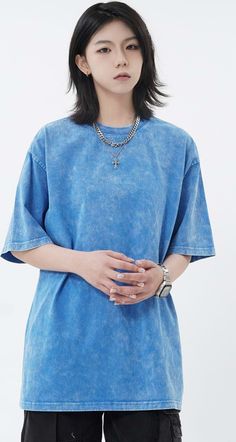 This Washout Oversized T-shirt is the perfect addition to your casual wardrobe. Crafted from a basic material, this simple top pairs perfectly with jeans, skirts, or shorts. Wear it on days when you want to feel comfortable and stylish.
Gender: WomenMaterial: CottonClothing Length: RegularSleeve Length: Short Sleeve Style: Drop ShoulderCollar: Round Neck Casual Washed Blue T-shirt, Summer Everyday Washed Blue T-shirt, Casual Washed Blue T-shirt For Everyday, Trendy Washed T-shirt For Everyday, Trendy Washed Blue Top For Streetwear, Casual Washed Blue T-shirt For Spring, Casual Washed Blue Relaxed Fit T-shirt, Casual Washed Boxy Fit Tops, Casual Boxy Fit Top