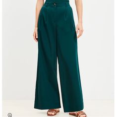 Pants Chic Green Relaxed Fit Bottoms, Chic Green Cotton Pants, Green Wide-leg Workwear Bottoms, Green Wide Leg Bottoms For Work, Green Wide-leg Pants For Work, Elegant Green Relaxed Fit Pants, Green Wide Leg Work Pants, Green Cotton Wide Leg Work Pants, Green Cotton Wide Leg Pants For Work