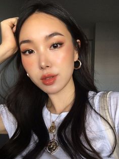 Korean Makeup Tips, Korean Makeup Look, Korean Makeup Tutorials, Beauty Make-up, Braut Make-up, Glowing Makeup, Trendy Makeup, Make Up Looks