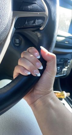 Simple October Nails Almond, French Tip With Ghost Nails, Ghost Square Nails, White French Tip Nails Halloween, French Nails With Ghost, White Halloween Nails Short, White French Tip With Ghost, Cute Basic Fall Nails, French Tip With Ghost