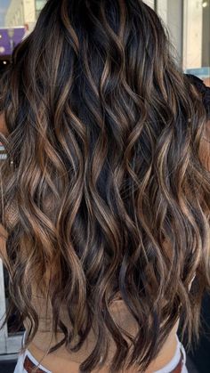 Brown Hit With Highlights, Long Brown Hair With Natural Highlights, Balayage Dark Base, Caramel Highlights Long Hair, Thick Dark Brown Hair With Highlights, Summer Baylage Brunette, Dimensional Brunette Caramel, Espresso Hair With Caramel Highlights, Brown Hair With Lowlights Dark