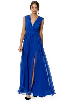 Rent Sea Waves Gown by Badgley Mischka for $150 only at Rent the Runway. Plus Prom Dresses, Cocktail Dresses Online, Evening Dresses Online, Plus Size Prom, Cheap Evening Dresses, Evening Dresses Plus Size, Womens Cocktail Dresses, Plus Size Prom Dresses, Dress Images