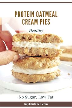 Spot on Protein Oatmeal Cream Pies for a healthy copycat of Little Debbies! Healthy homemade oatmeal cream pies are low fat, lower carb and sugar free too. A great high-protein treat. Low Calorie Oatmeal Cream Pie, Healthier Oatmeal Cream Pies, Protein Oatmeal Cream Pies, Sugar Free Low Fat Desserts, High Protein Sugar Free Desserts, Healthy Oatmeal Cream Pies, High Protein Low Fat Meals, High Protein Low Fat Recipes, Low Fat High Protein Recipes