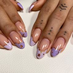 College Nails, Nail Design Glitter, Lilac Nails, Retro Nails, Gold Nail Art, Cute Simple Nails, Instagram C, Manicure Y Pedicure