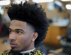 27 Men's Fade Haircuts http://www.menshairstyletrends.com/27-mens-fade-haircuts/ Black Haircut, Taper Fade Curly Hair, Fade Haircut Styles, Best Fade Haircuts, High Fade Haircut, Mens Hairstyles Medium