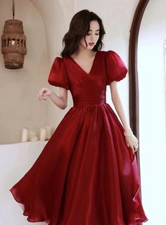 Runaway princess dress, red dress, V-neck party dressMaterial:Prosperous silkColor:as pictureNeckline:v- neckBack details:zipperStyle:princessDress type:A-line&ltp&gtFeatures:sweet</p>&ltbr/>&ltp&gtCustomized service and Rush order are available.</p>&ltbr/>&ltp&gtThis dress could be custom made, there are no extra cost to do custom size and color.</p>&ltbr/>&ltp&gtPlease leave your phone number for shipping when you order the dress.</p>&ltbr/>&ltp&gt1.If it is a custom color, please note the col Satin V-neck Banquet Dress, Red V-neck Evening Dress For Banquet, Red V-neck Evening Dress For Prom, Red V-neck Dress With Fitted Bodice, Fitted Bodice V-neck Dresses For Banquet, V-neck Satin Dress For Banquet, Satin V-neck Dress For Banquet, Elegant A-line V-neck Dress For Banquet, Elegant V-neck Dress With Empire Waist For Evening