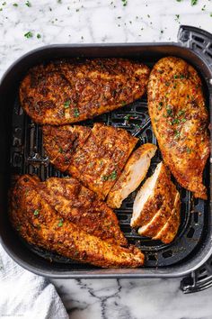 Air Fryer Chicken Breast - #airfryer #chicken #recipe #eatwel101 - Easy to make and takes just a few minutes to cook. Cooking chicken breast in the air fryer makes your lunches, dinners, and meal prep super quick and delicious! - #recipe by #eatwell101®